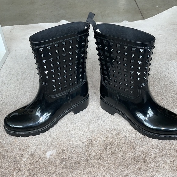 Rain boots - Picture 3 of 5